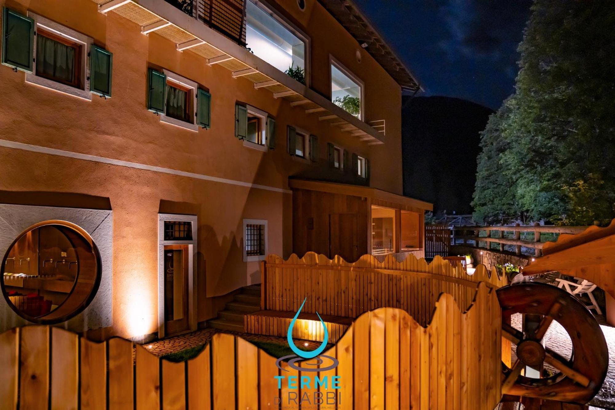 Hotel Terme Di Rabbi Bagni di Rabbi Exteriör bild